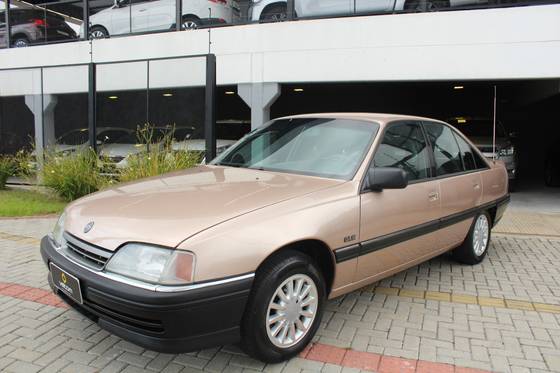 CHEVROLET OMEGA 2.2 MPFI GLS 8V GASOLINA 4P MANUAL CHEVROLET OMEGA 2.2 MPFI GLS 8V GASOLINA 4P MANUAL